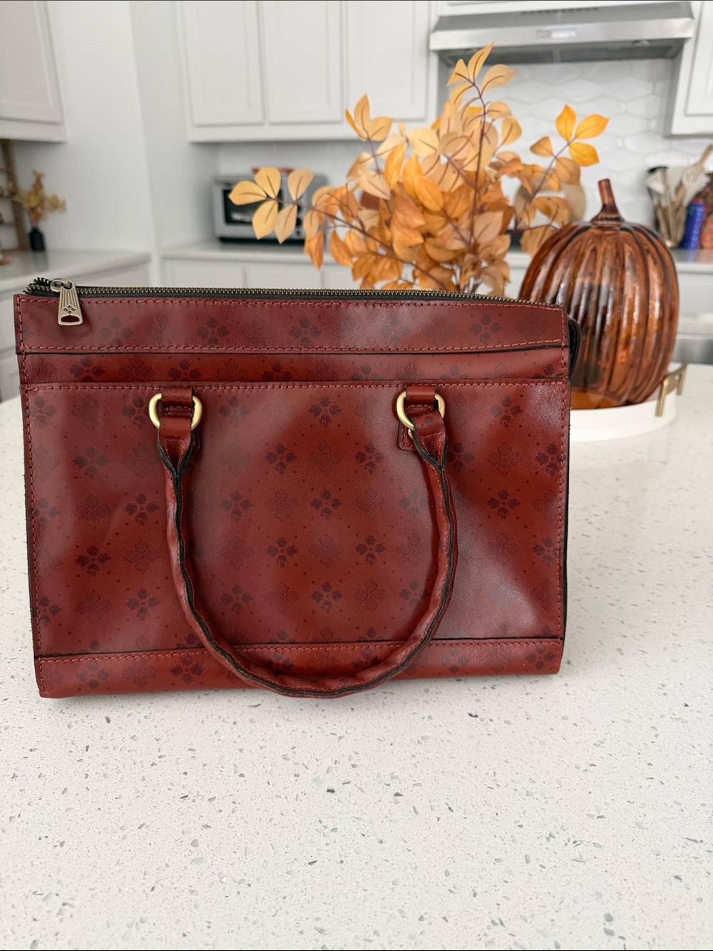 NWT Patricia Nash Classic Tote Handbag with Gold Hardware